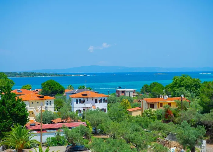 Domus Hospitality Aparthotel 4*