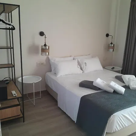 Ξενοδοχείο με διαμερίσματα Domus Hospitality Βουρβουρού