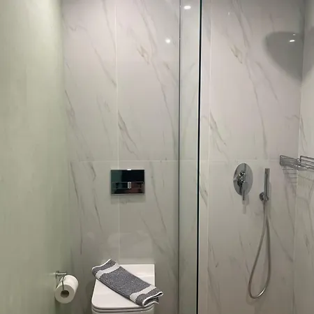 Domus Hospitality Ξενοδοχείο με διαμερίσματα Βουρβουρού