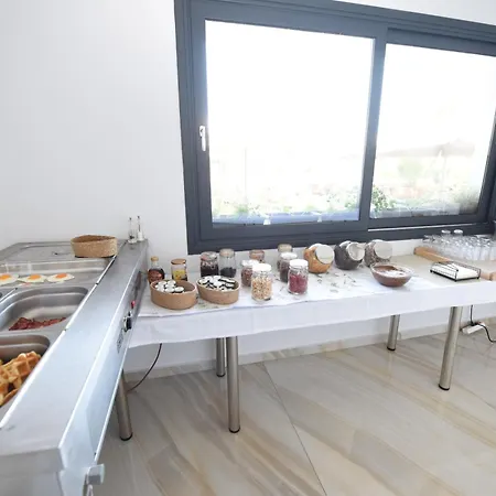 Domus Hospitality 4*