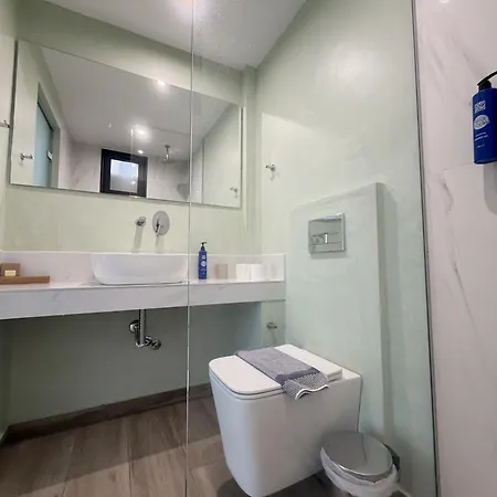 Ξενοδοχείο με διαμερίσματα Domus Hospitality 4*